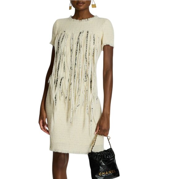 CHANEL RUNWAY TWEED MINI DRESS SIZE 38 FR, 6 or 4 US NEW - Picture 3 of 15